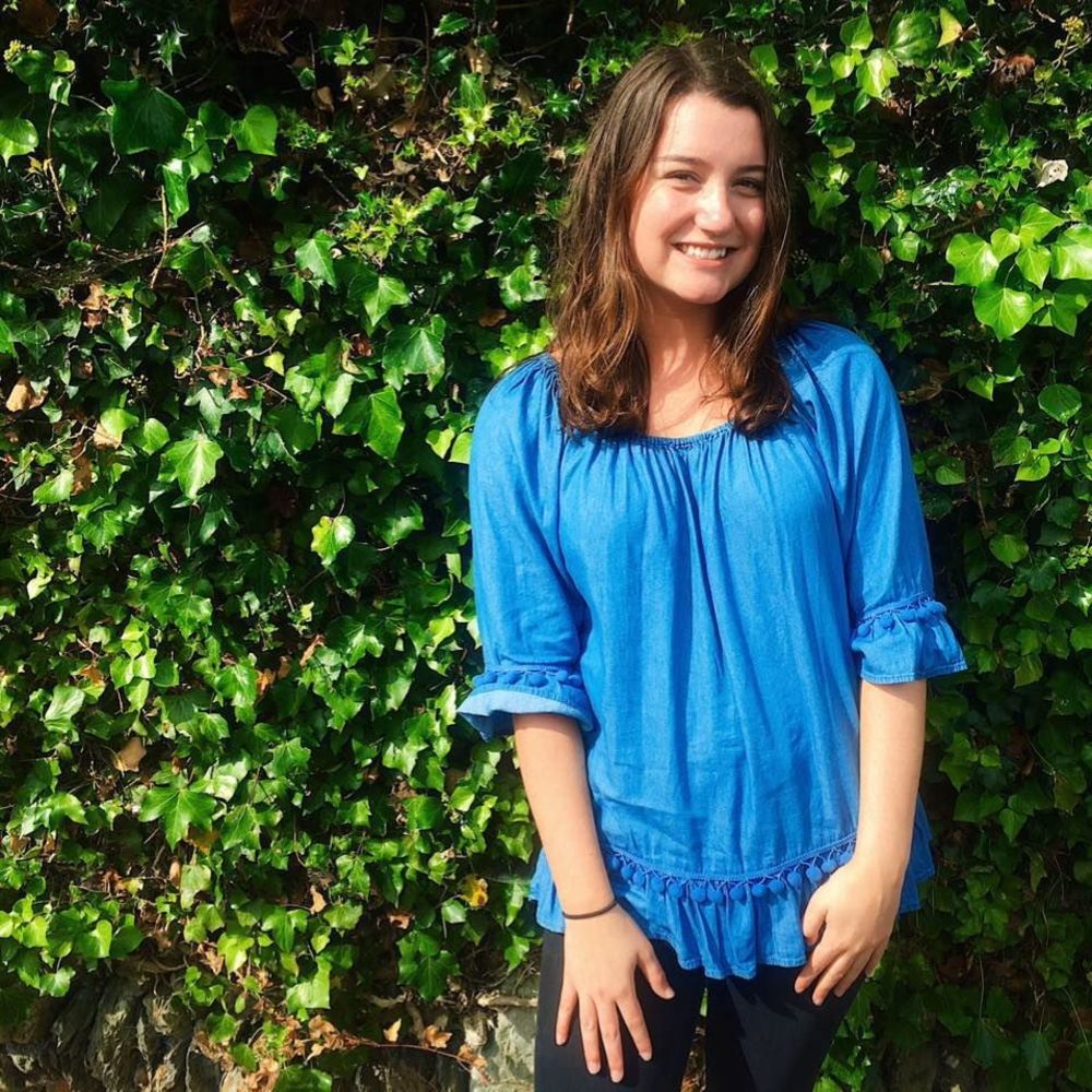 Meet your Posher, Maria